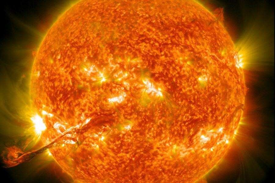 Prognozės taps dar tikslesnės nei anksčiau: atkurtas Saulės magnetinis laukas nuo XX a. pradžios