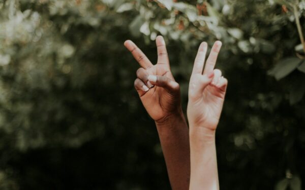 „Human Rights Watch“ atkreipia dėmesį į tendencijas, kurios kelia grėsmę JAV demokratijai