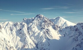 landscape photo of snowy mountain