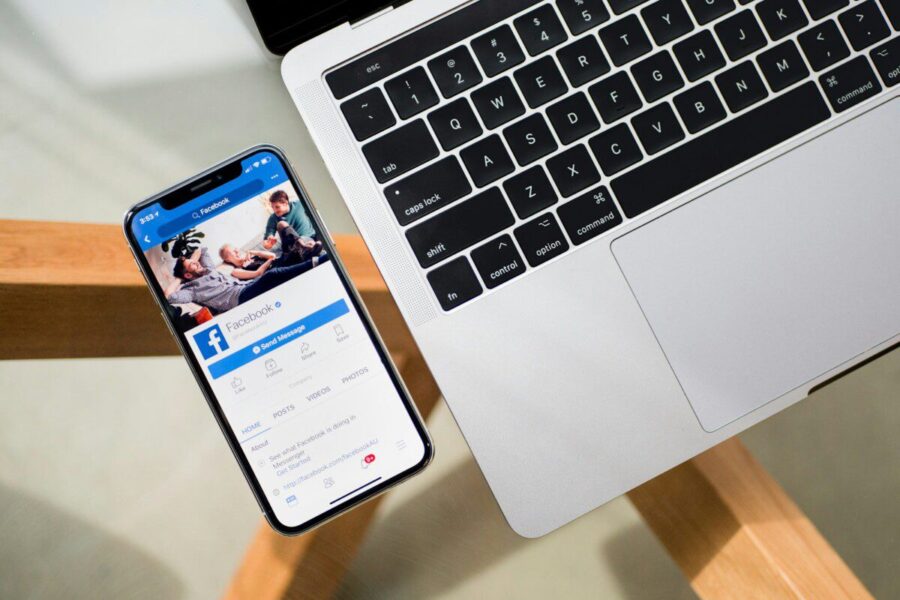 Suomija sugriežtino poziciją: jokių socialinių tinklų ar išmaniųjų telefonų vaikams iki 13 metų