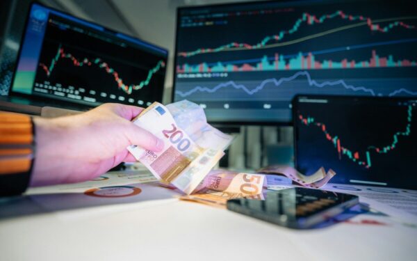 Metų pradžios signalai iš rinkų: Vytenis Šimkus apie besikeičiančius investuotojų prioritetus