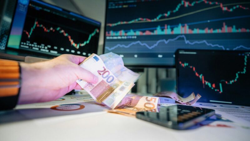 Metų pradžios signalai iš rinkų: Vytenis Šimkus apie besikeičiančius investuotojų prioritetus