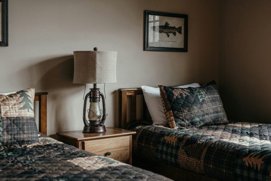 Skirtingas miego ritmas tampa tyliu išbandymu net tvirtoms poroms: sprendimas paprastesnis nei manėte