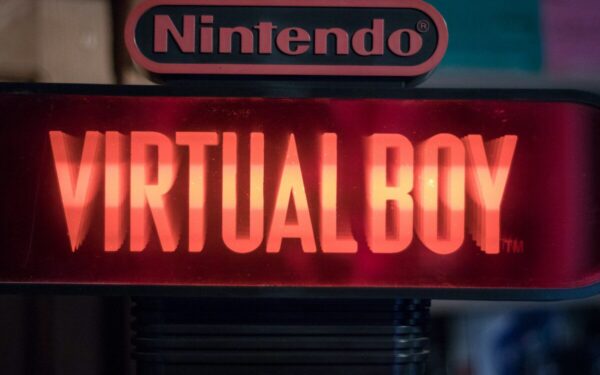 „Nintendo“ atgaivina legendinį „Virtual Boy“: paaiškėjo, kiek kainuos ši nostalgija „Switch“ konsolėse