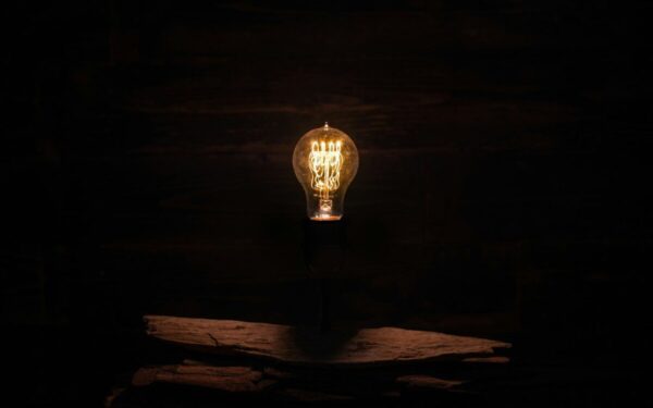 Elektros sutrikimai kasdienybėje: efektyvūs ir lengvai pritaikomi sprendimai namams