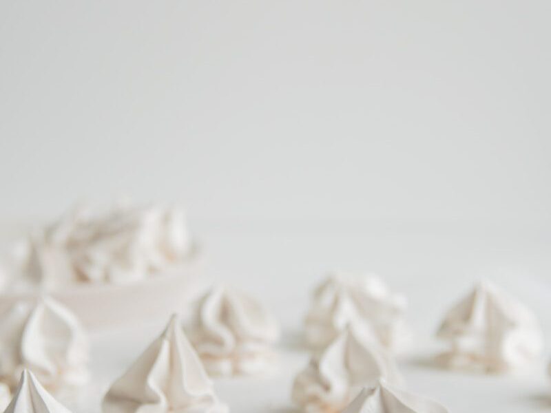 Plakant grietinėlę padarėte klaidą? Paprasti būdai, kaip ją atgaivinti ir panaudoti kitaip