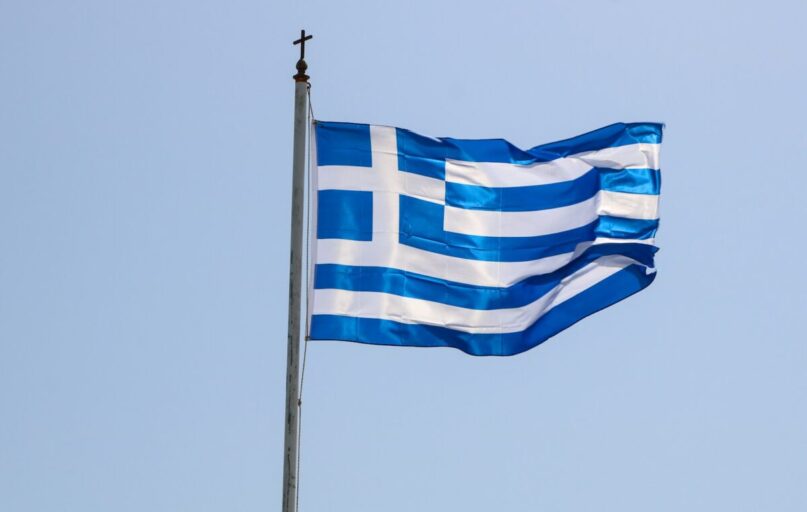 flag of us a on pole