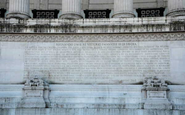Romėnų akmens paslaptis atskleista: dirbtinis intelektas atkūrė senovinį stalo žaidimą