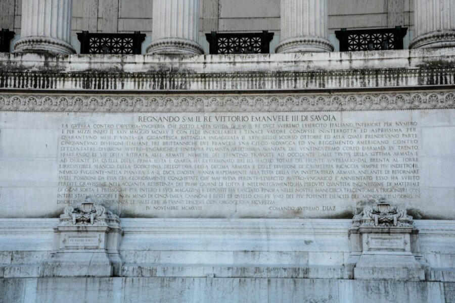 Romėnų akmens paslaptis atskleista: dirbtinis intelektas atkūrė senovinį stalo žaidimą