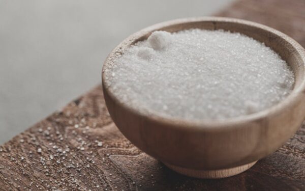 Batai permirko ir skleidžia nemalonų kvapą? Šis metodas su druska išspręs bėdas kone akimirksniu