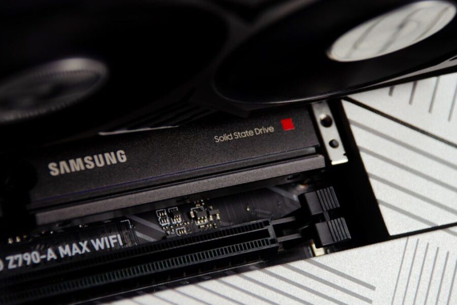 Milijardinis šuolis: „Samsung“ per ketvirtį padidino pardavimus daugiau nei 40 proc.