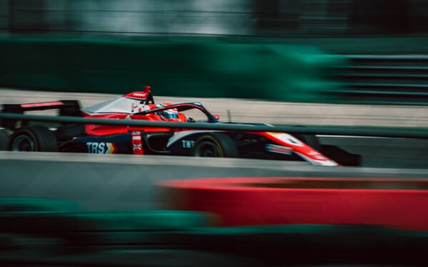 Legendinis Schumacherio bolidas pirmą kartą iškeliauja į aukcioną, kaina nustebins daugelį