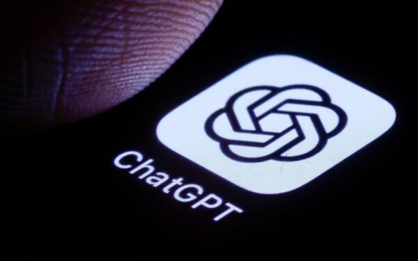 Dirbtinio intelekto platformoje naujovė: „ChatGPT“ daliai vartotojų įveda reklamas