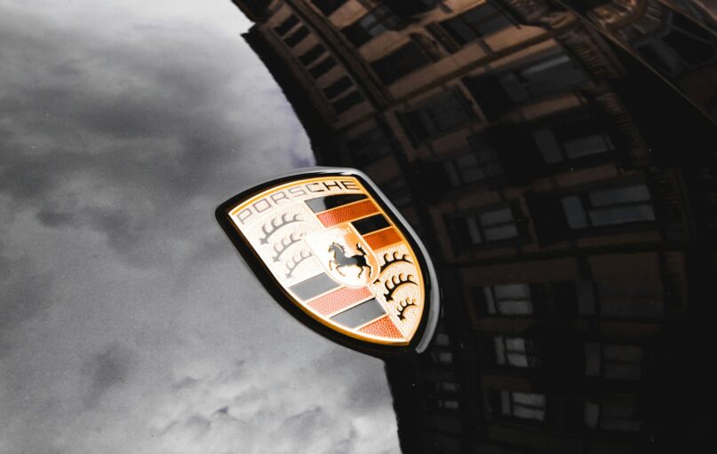 Porsche logo