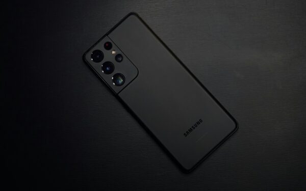 Reaguoti privalo visi „Samsung“ telefonų turėtojai, jūsų telefonas gali būti pažeidžiamas