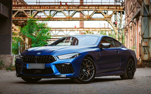 Kas antras automobilis yra elektrinis: VW ir BMW gamyklose elektromobilių gamyba šoktelėjo 15%