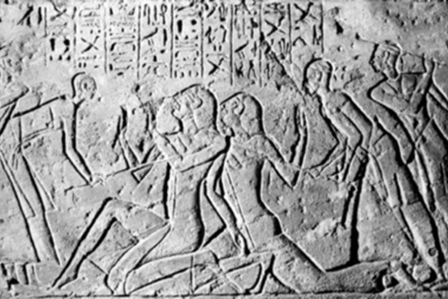 Pribloškiantis 3300 metų senumo papirusas, ar egiptiečiai aprašė tikrus biblinius milžinus?