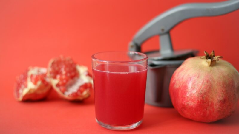 Pusė stiklinės granatų sulčių per dieną: kasdienė sveikatos paslaptis
