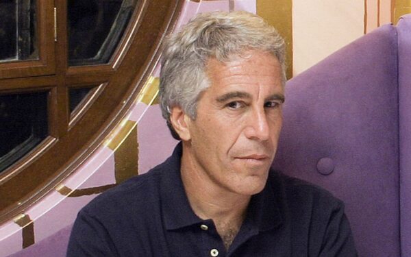 Epsteino byla pasiekė Lietuvą: apklausti žmonės, bet kas iš tiesų sieja mūsų šalį su šiuo skandalu