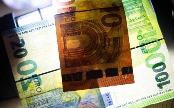 Tučtuojau pasirūpinkite grynaisiais: netrukus neliks bankomatų, veiksmų imkitės dabar