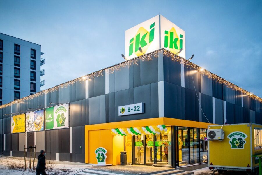 Nuolaidos net iki 80%: pirkėjai šturmuoja parduotuves, liko vos kelios dienos