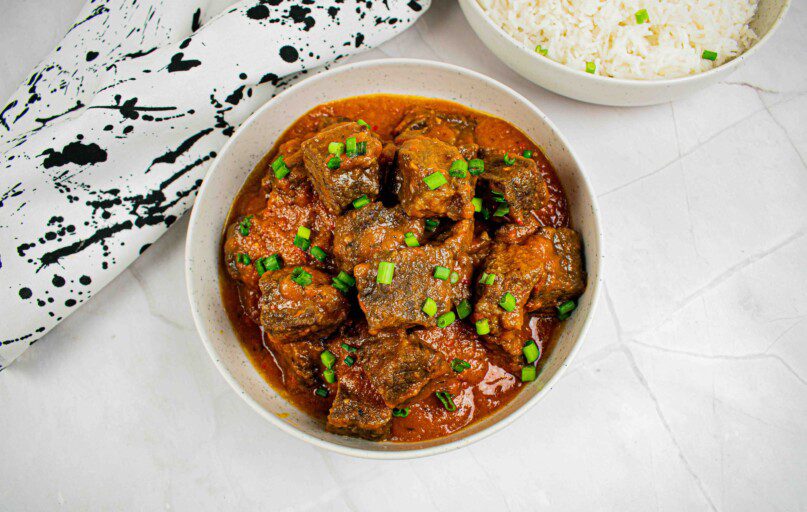 Jautienos troškinys daržovių padaže