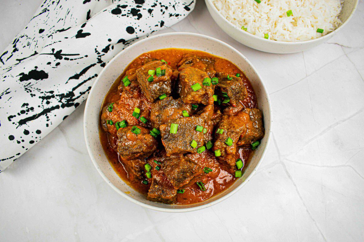 Jautienos troškinys daržovių padaže