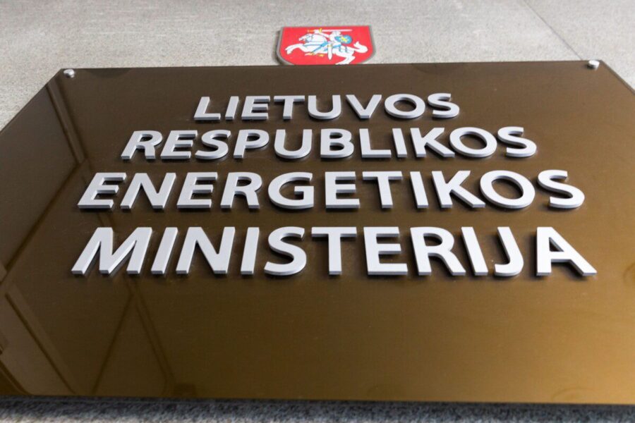 Parama atsinaujinančiai energijai stiprėja: gamintojams numatytos lengvatinės paskolos