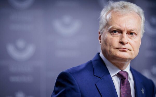 Prezidento žodžiai kaitina diskusijas: ar degalų kainų ribojimas susijęs su tuo, kas laukia prie balsadėžių?