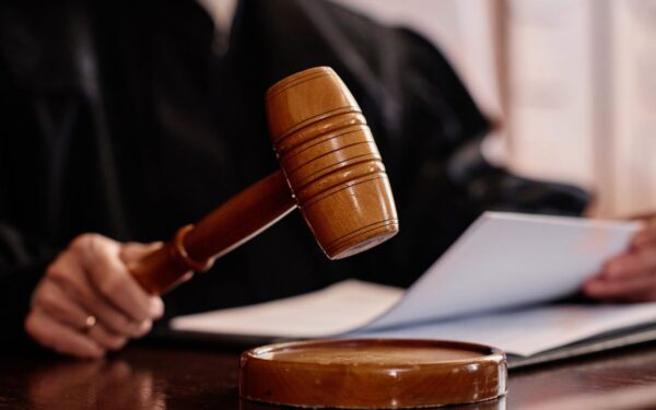 Apsimetė CŽA darbuotoju ir siūlėsi šnipinėti: Lenkijoje nuteistas lietuvis