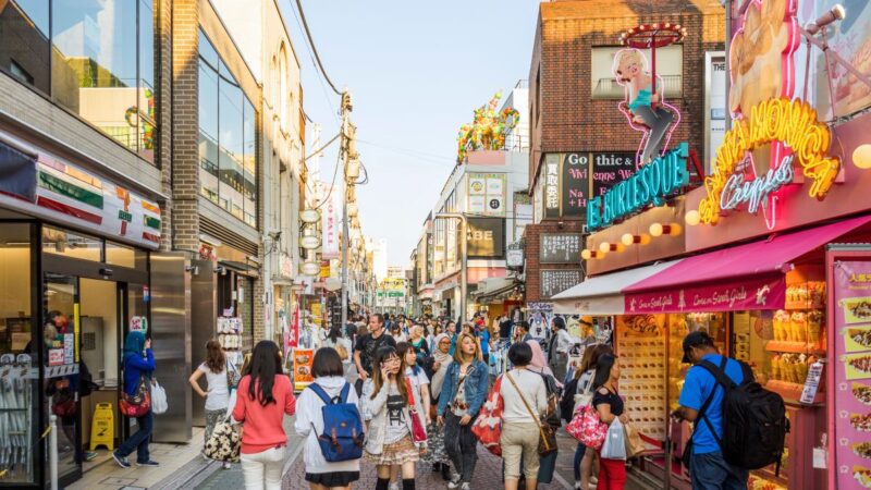 Japonams trūko kantrybė: dėl turistų atšaukiama viena garsiausių švenčių