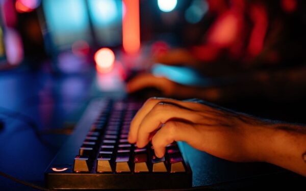 Dar neprasidėjo žaidynės, o problemos jau kilo, naujos kibernetinės atakos sutrikdė komitetų puslapius