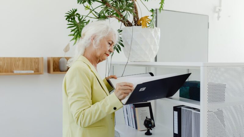 Gyventojai sulaukė kritinio įspėjimo: padarysite šią klaidą ir liksite be visų savo pinigų