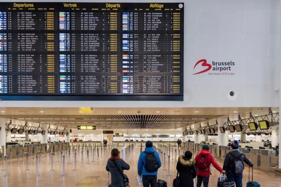 Svarbus pranešimas keliaujantiems: iš oro uosto maršrutų žemėlapio dingo keli skrydžiai