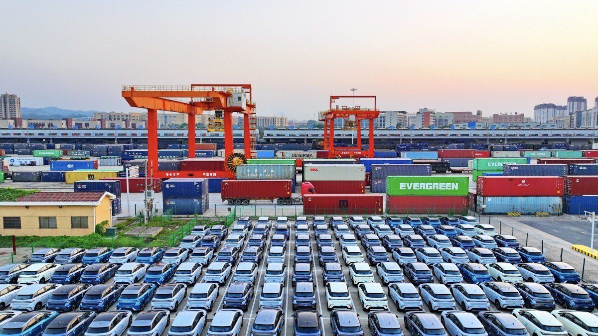 Pigūs miesto elektromobiliai gali tapti masiniai: gamintojai jau testuoja sprendimą