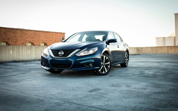 „Nissan“ sprendimas keičia automobilių rinką: šis koncepcinis modelis naudoja išskirtinius sprendimus