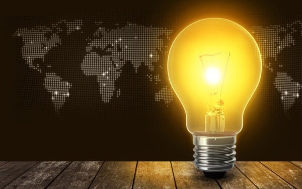 Rekordinės sąskaitos gąsdina visus: štai kaip jūs galite sumažinti elektros mokesčius dar šią žiemą