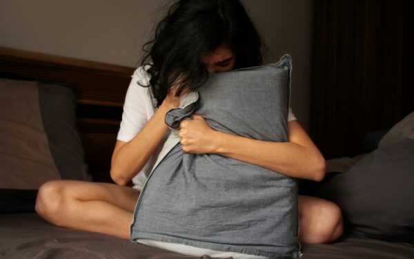 Rytais vos išlipate iš lovos? Šių pavojingų signalų negalima ignoruoti