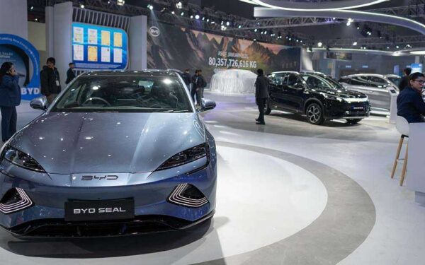 Elektromobilių burbulas braška, Kinijos rinka siunčia aiškų perspėjimą investuotojams