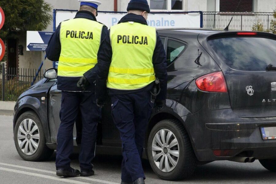 Važiuosite per lėtai ir gausite baudą: kaimynai imasi griežtų priemonių, tūkstantinės baudos