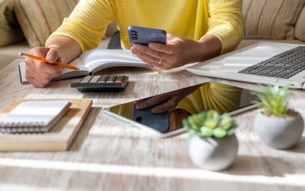 Naujas siūlymas dėl palūkanų: kas gali keistis gyventojams, turintiems santaupų bankuose