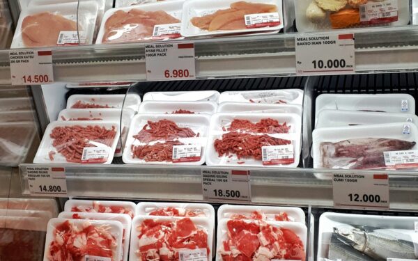 Lietuviai irgi daro šią klaidą: atskleista, kaip iš tikrųjų rūšiuoti plastikinę tarą nuo mėsos