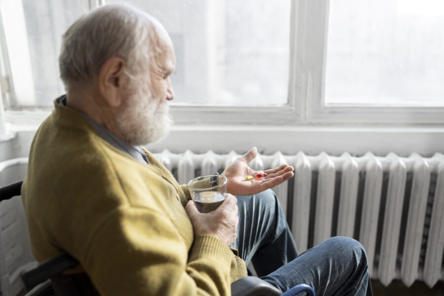 Ligoninės gali stabdyti paslaugas: po teismo sprendimo sveikatos sistema pakibo ant plauko