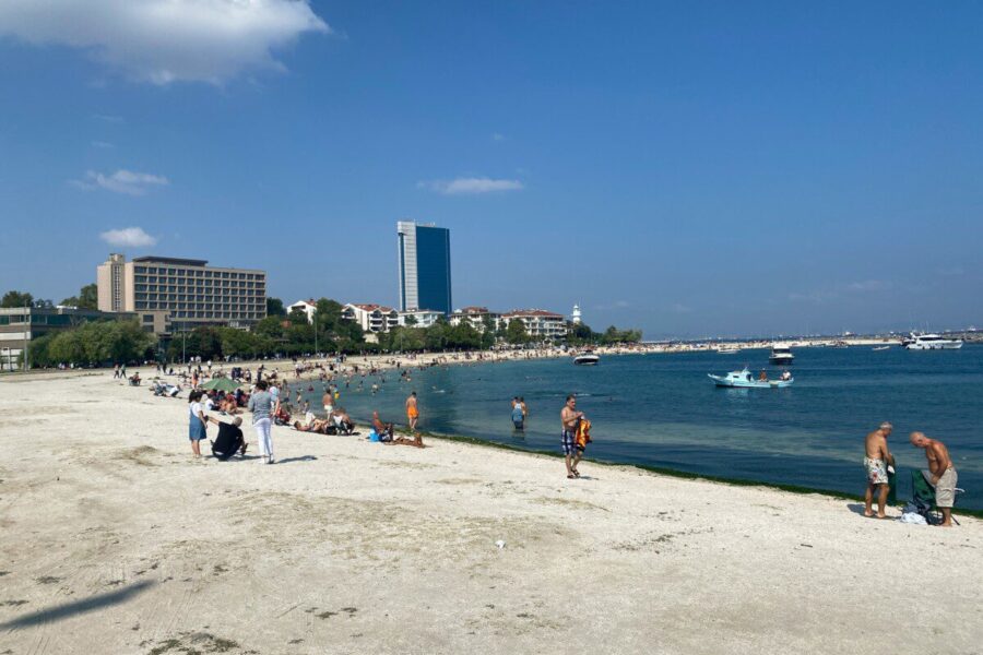 Po Marmuro jūra slypi pavojus: mokslininkai įspėja apie galimą itin galingą katastrofą