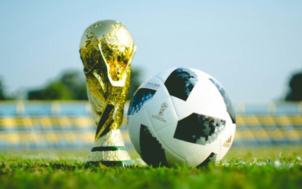 FIFA vadovai nustebino daugelį: pareiškimai dėl Rusijos sukėlė masinį pasipiktinimą, kas čia vyksta?