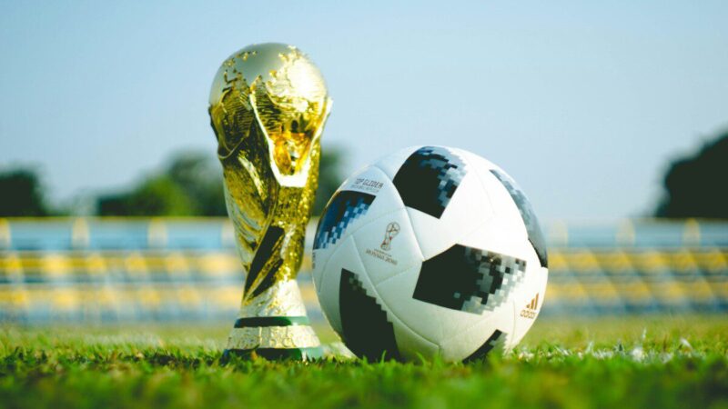 FIFA vadovai nustebino daugelį: pareiškimai dėl Rusijos sukėlė masinį pasipiktinimą, kas čia vyksta?