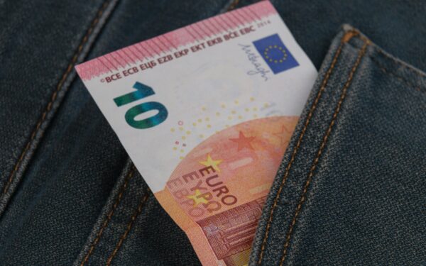 Pasiruoškite dar vienam mokesčiui: daugiabučių gyventojams teks mokėti kiekvieną mėnesį