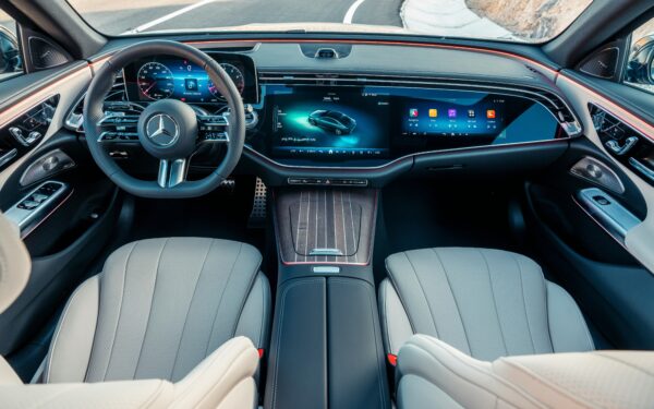 Automobilių pramonėje revoliucija: nauja elektroninė sistema visiškai pakeis tai, kaip veikia mašinos