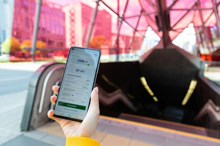 Populiariausias „YouTube” kūrėjas žengia į bankininkystę: jo planas stebina net finansininkus