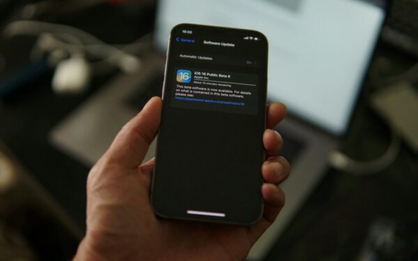 Telefonų atnaujinimai keičiasi iš esmės: nauja sistema pakeis tai, prie ko buvome pripratę